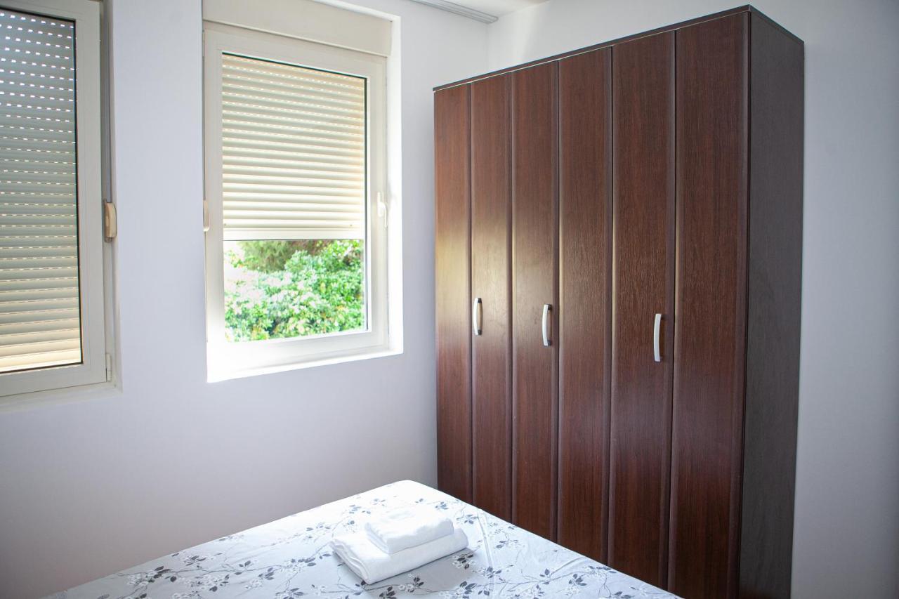 Apartament Lora Cetinjska18 *