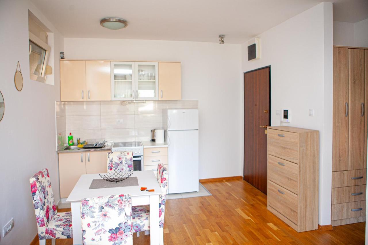 Apartament Lora Cetinjska18